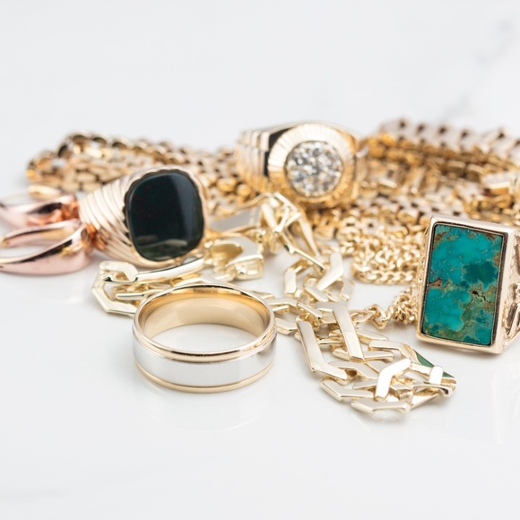 Meet the Posher Jewelry - Meet your Posher, Ilya